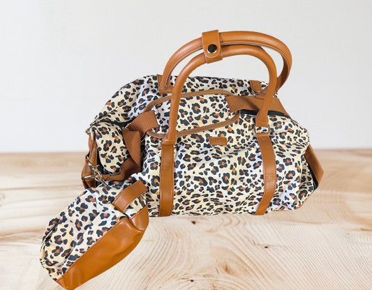 Chic Leopard Print Duffel Bag + Make up case