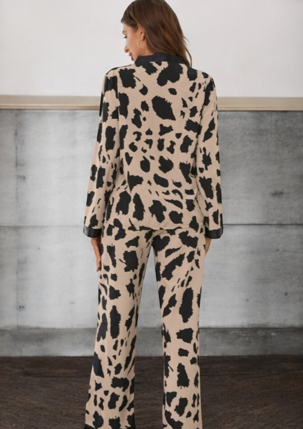 Chic Cheetah Print Pajama Set