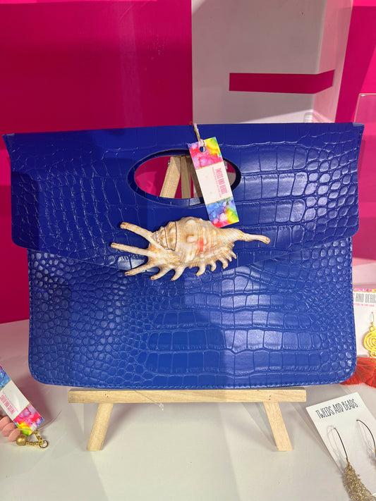 Spiney Conch Shell Purse