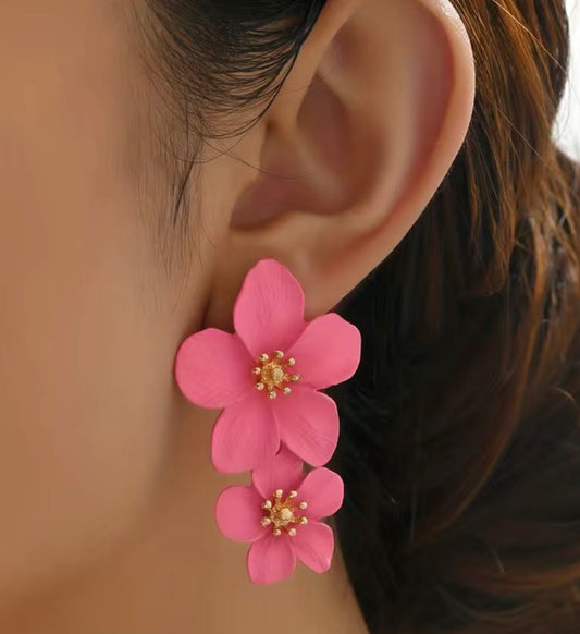 Double Petal Earring in Pink or White